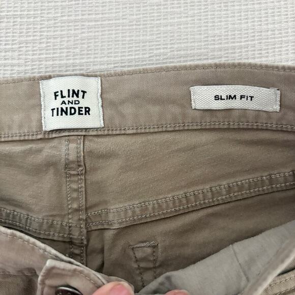 Flint and Tinder slim fit khaki chinos 29x30 mens classic neutral pants - Picture 6 of 6